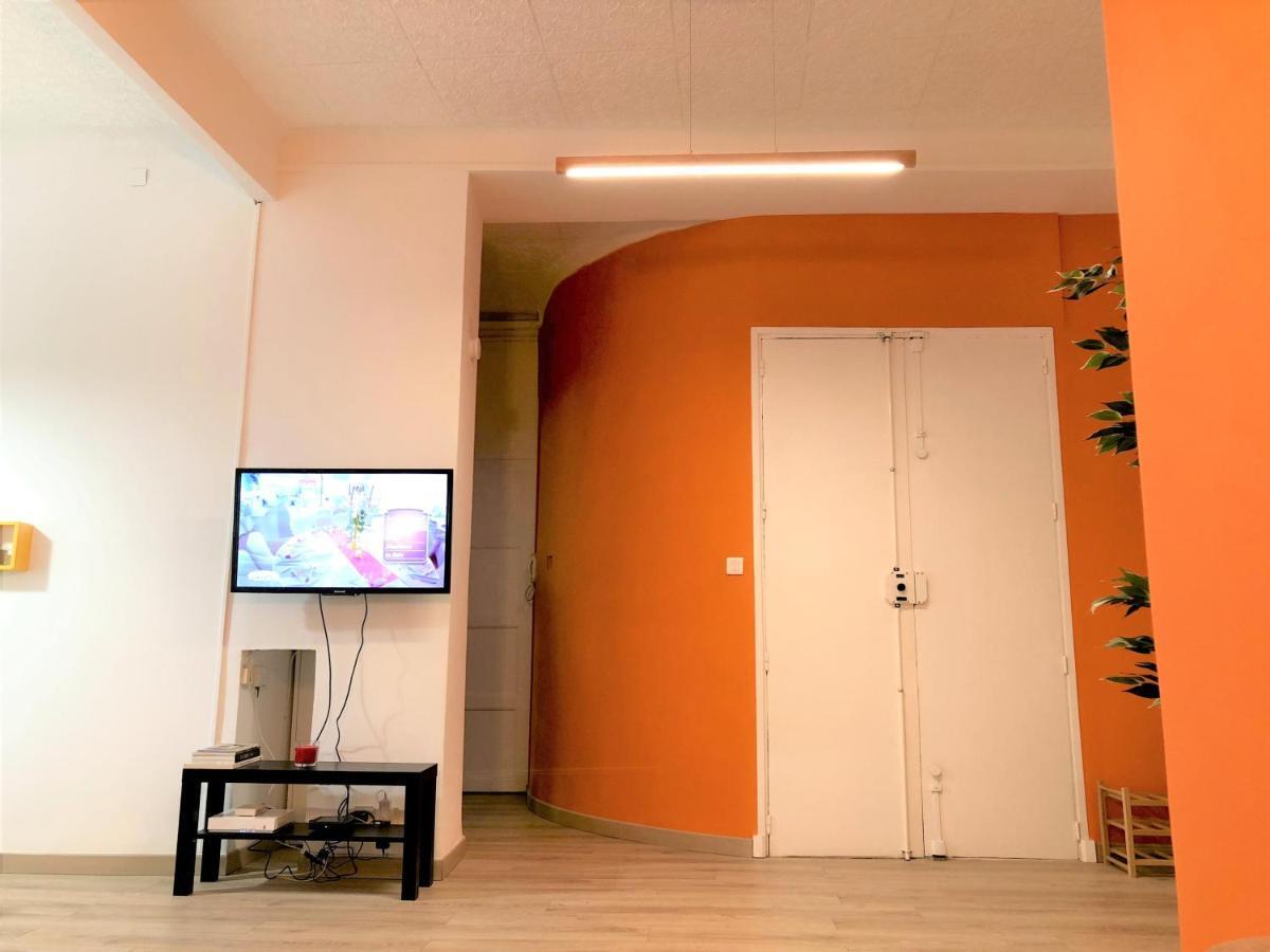 Beau T3 Neuf Proche Vieux-Port A La Place Corderie Marselha Exterior foto